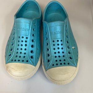 Natives blue shiny 9